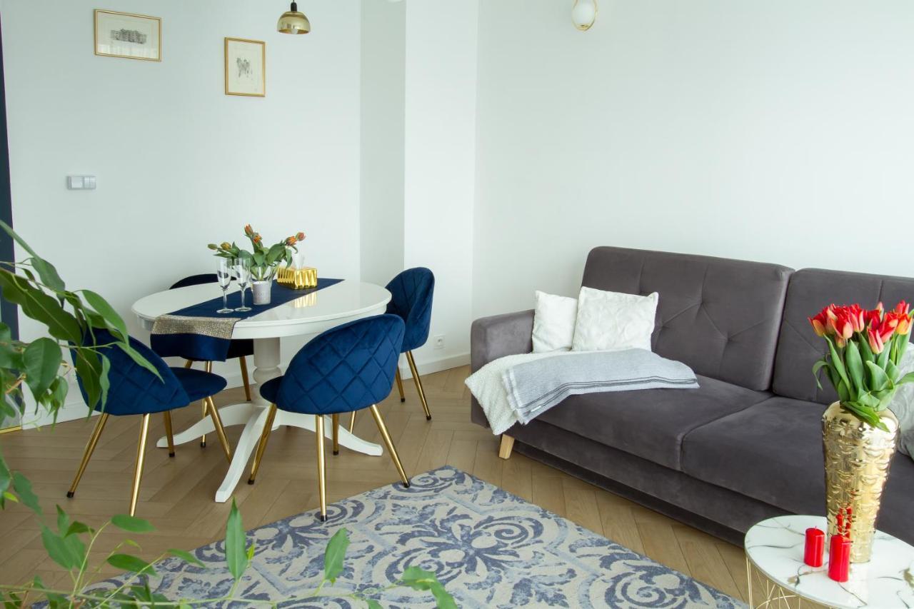 Nowy Apartment Przy Placu Szembeka Варшава Экстерьер фото